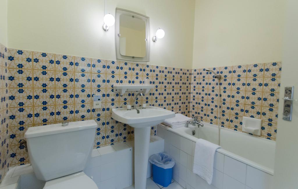 Hotel Le Homard Bleu Berck Zimmer foto